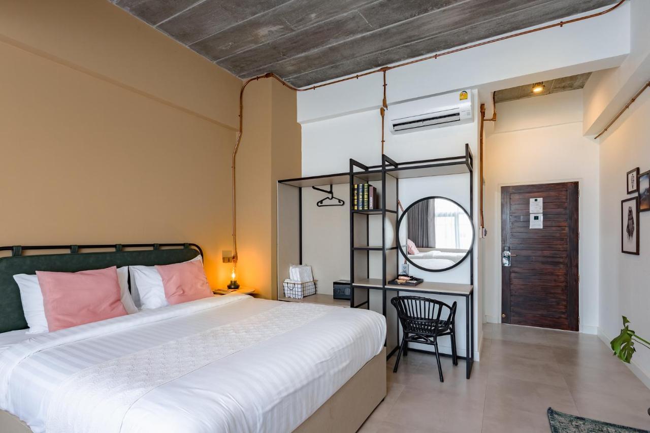 The Wood Hotel Surin Exterior foto