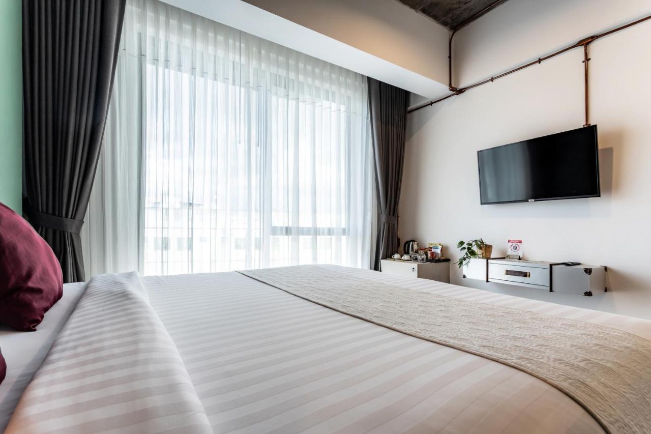The Wood Hotel Surin Exterior foto